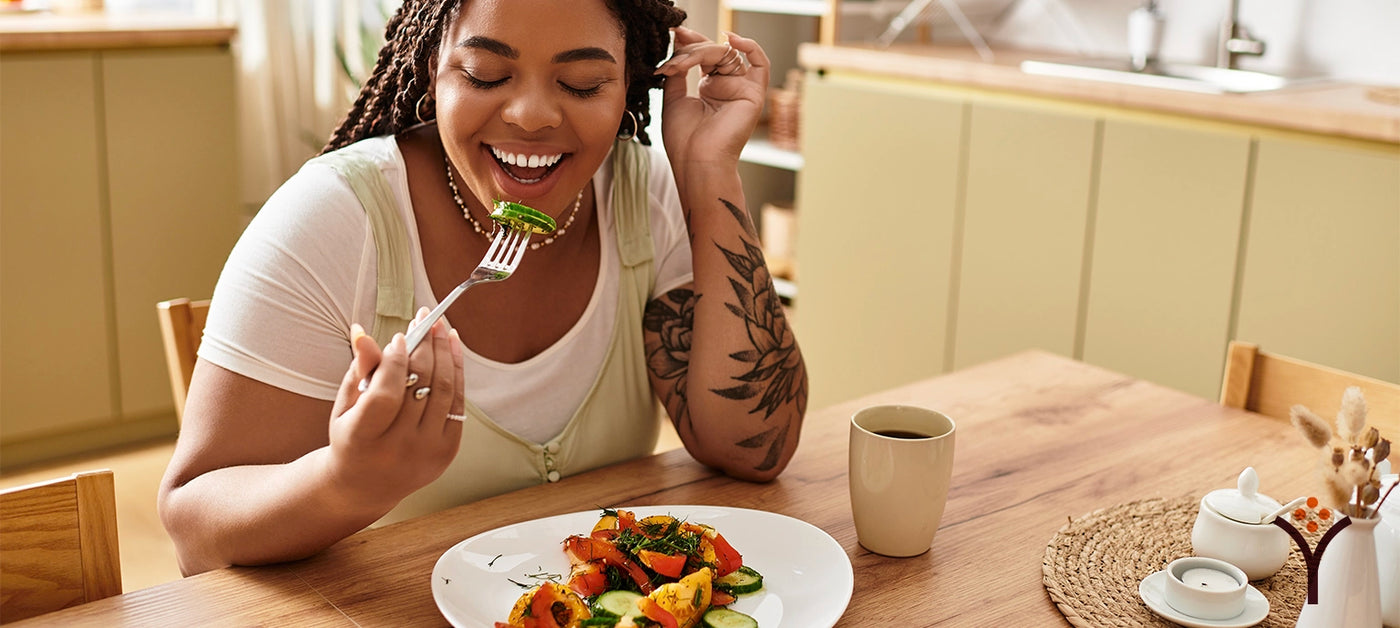 Women eating healthy food
